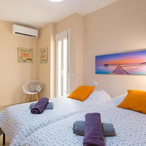  Apartment Plaza Merced Patio-parking Gratis Jinetes3 Spanien