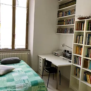 Intero Lgbtq+ Zona Loreto , Milano Italia